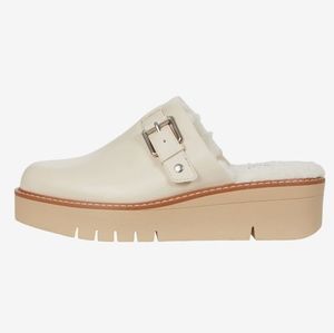 Naturalizer Wayde Comfort Clog Mule Porcelain